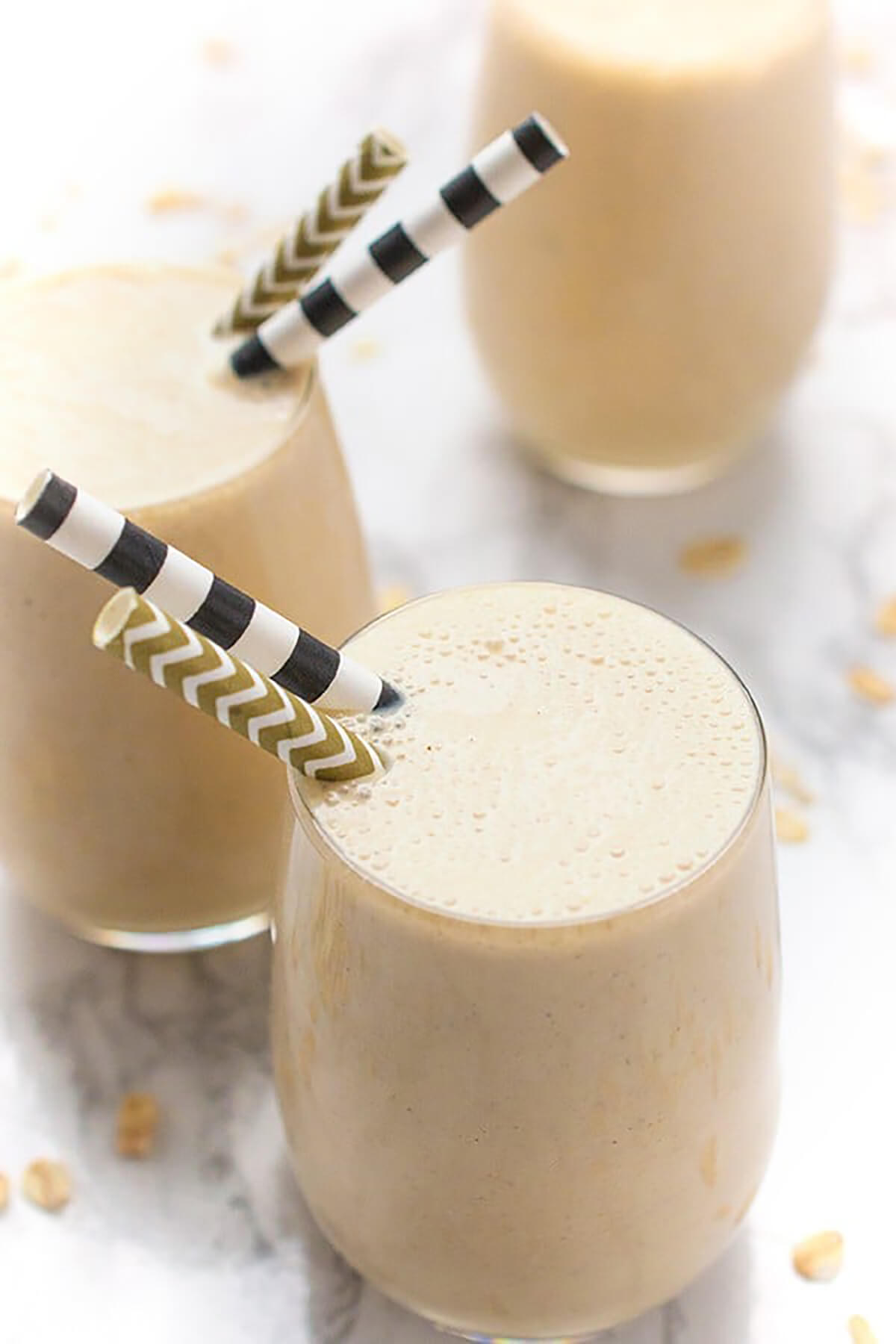Banana Peanut butter and Oat smoothie