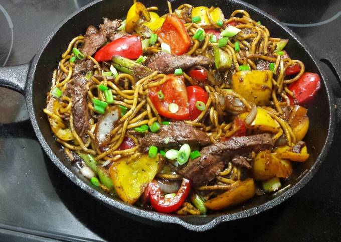 Pepper steak with noodles1