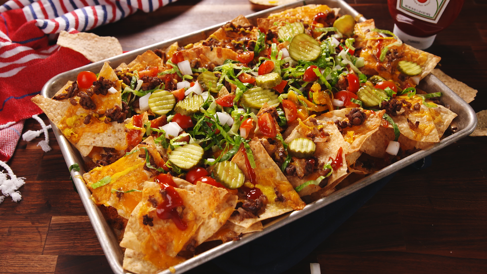 Cheeseburger nachos