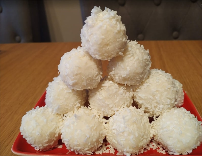 Coconut Almond Balls