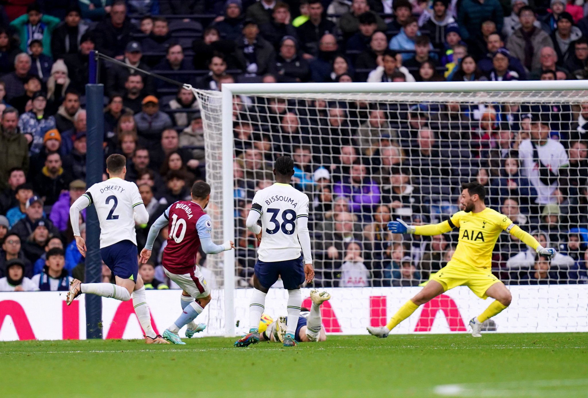 Tottenham 0 - 2 Aston Villa