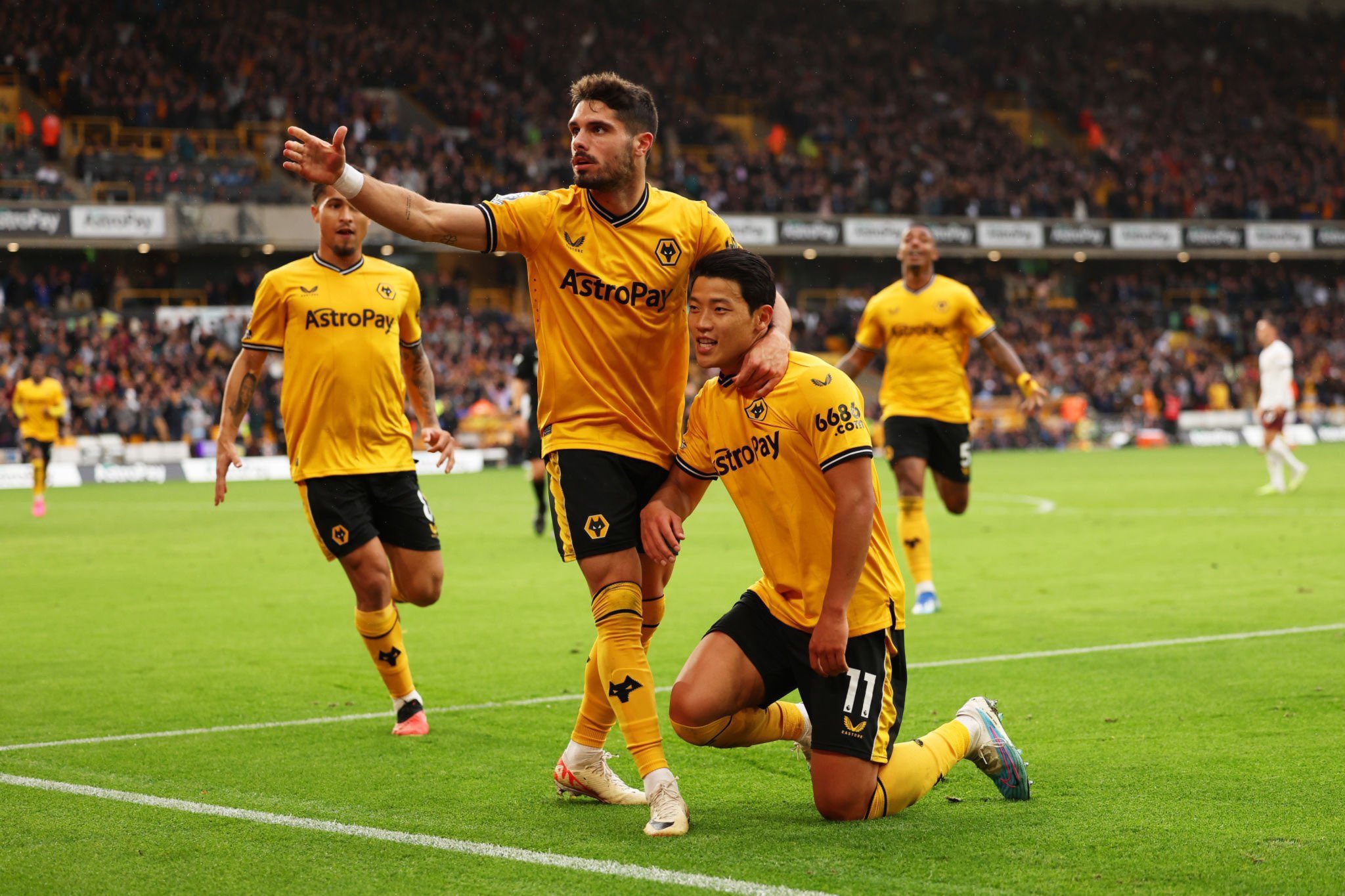 Wolves 2 - 1 Manchester City