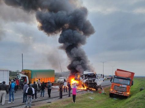 2 dead and 3 badly injured in multiple-vehicle accident on Southern Bypass