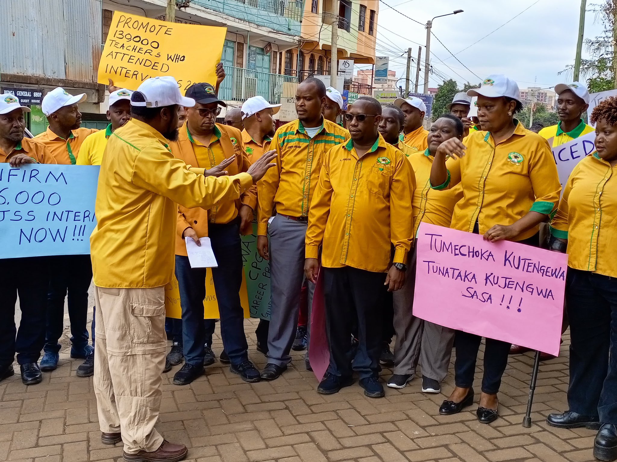 Bungoma, Kisii, Eldoret & Mombasa teachers hold demos as strikes begin